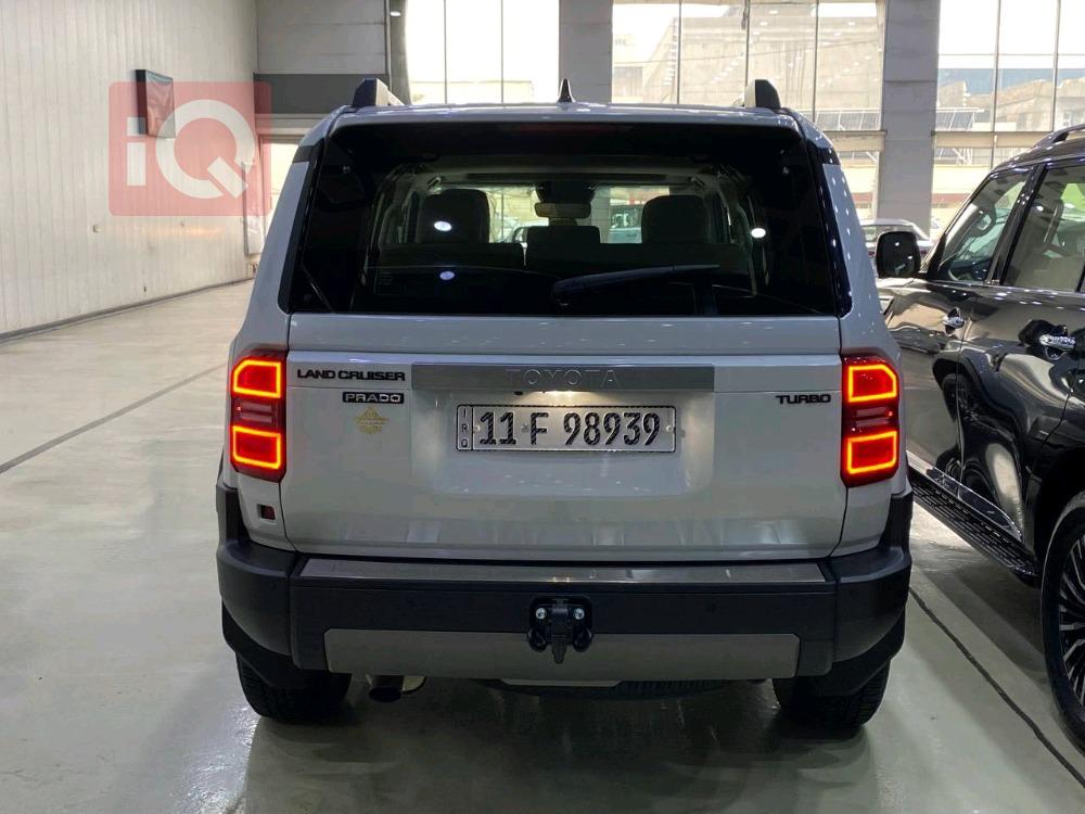 تويوتا لاندكروزر برادو